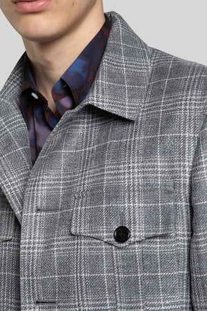 Details of collar and pocket of A-Type Grey Overcheck Safari Jacket