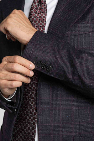 Sleeves' Buttons details of Ardito Dark Brown Glencheck suit